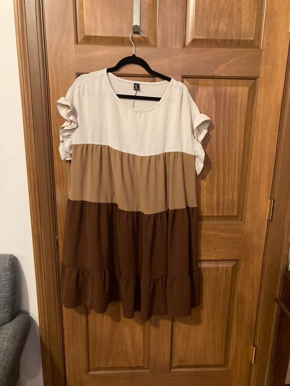 SHEIN Cream, Tan & Brown Tiered Ruffle Sleeve Midi Dress